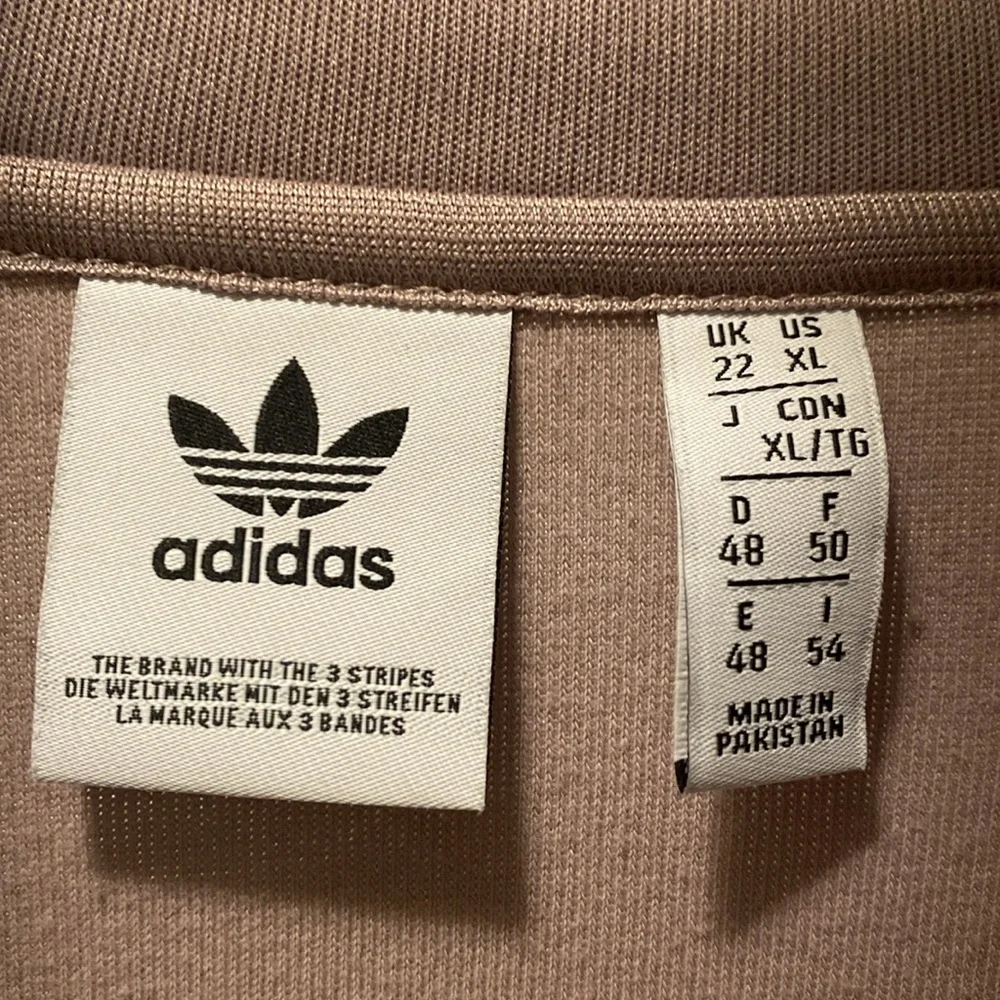 ADIDAS Jacket - Picture 4 of 5